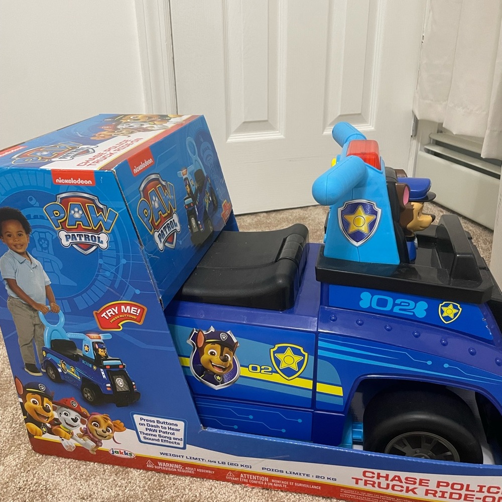 Paw Patrol chase cruiser Ride-On vehicle. Brand new